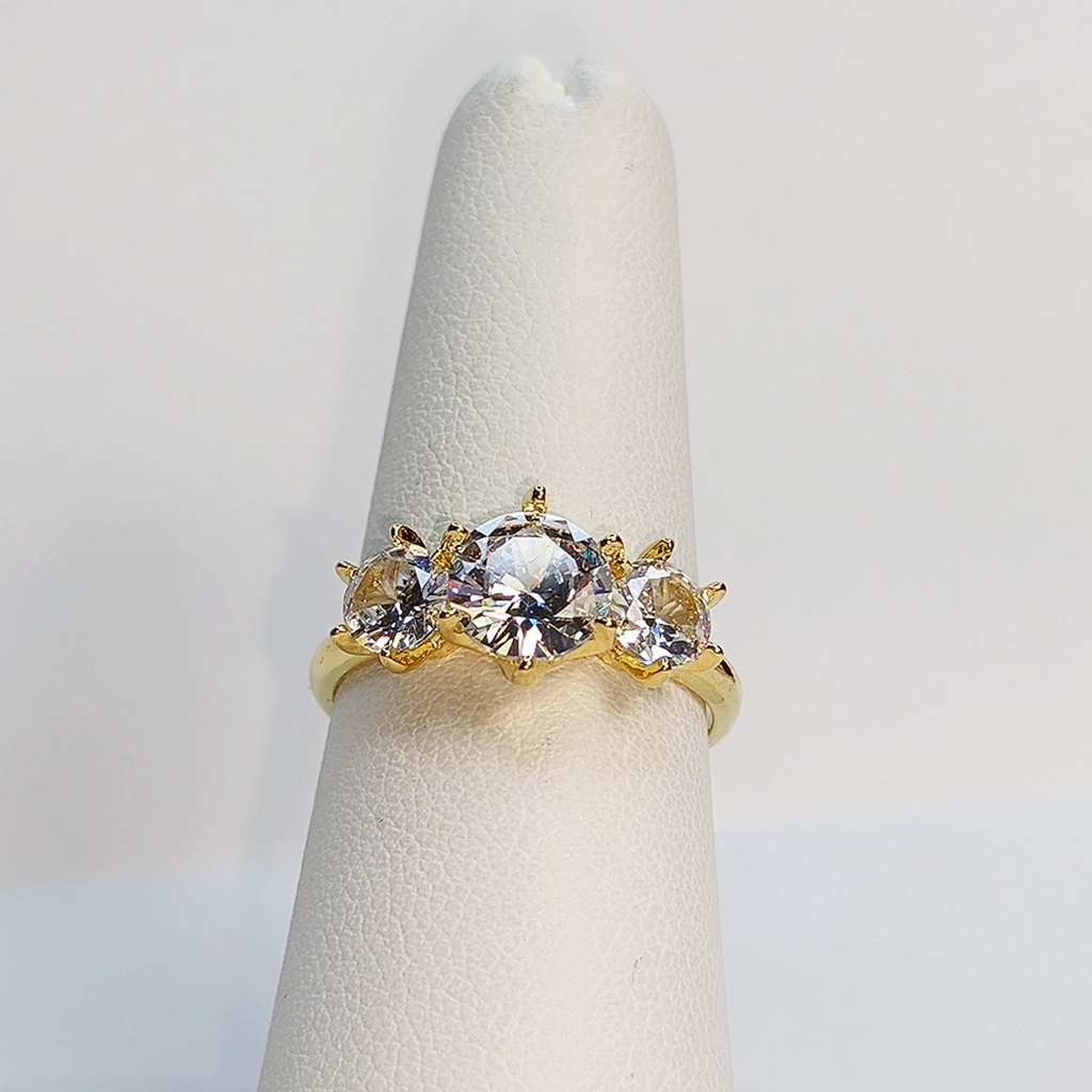 5 Ct White Sapphire Yellow Gold Ring
